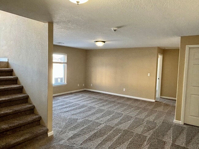 Building Photo - Feel Right at Home – Spacious 4 Bed / 3 Bath Duplex on Manhattan’s East Side