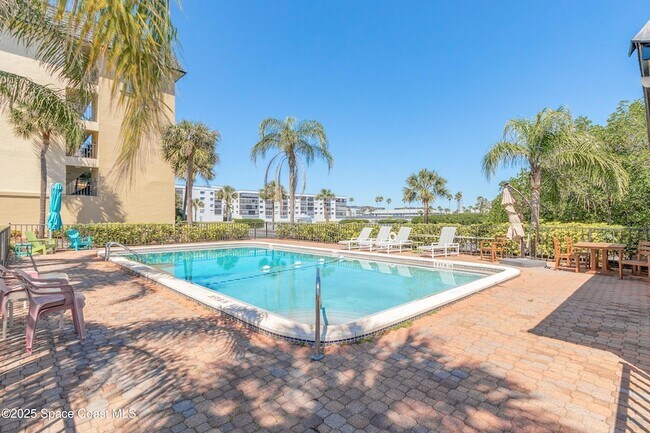 Building Photo - 190 Escambia Ln