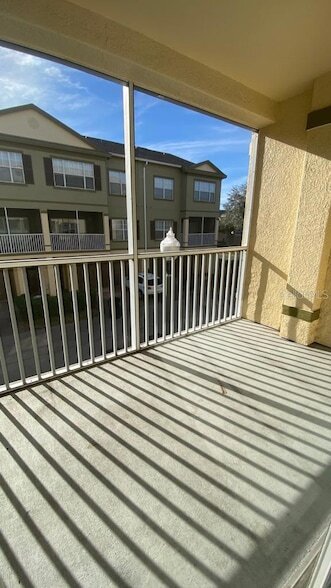 Building Photo - 2532 Grand Central Pkwy