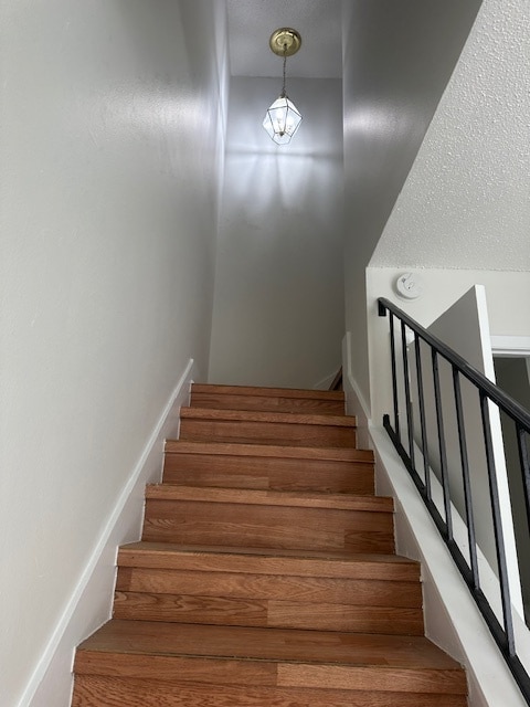 Building Photo - 6713 Escondido Dr