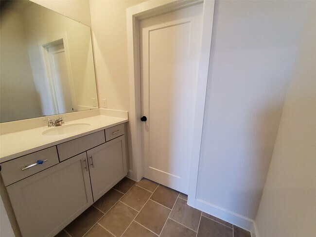 Building Photo - 20814 Flat View Dr