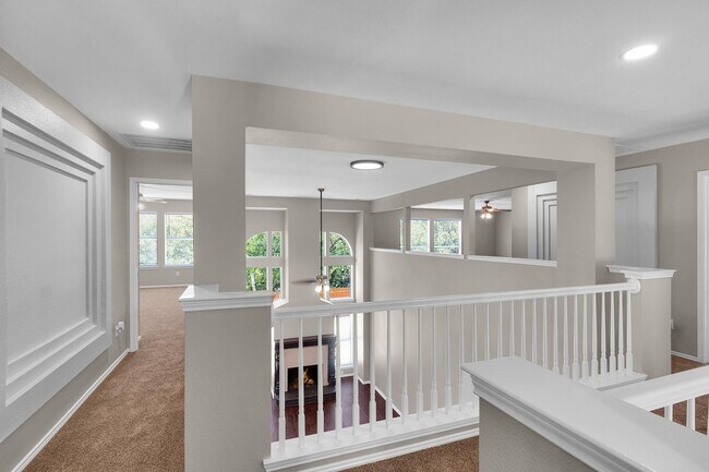 Building Photo - 4729 Woodhaven Ln