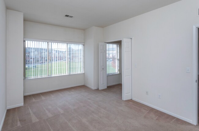Building Photo - Towne Center Flats - 14120 Webster Dr.