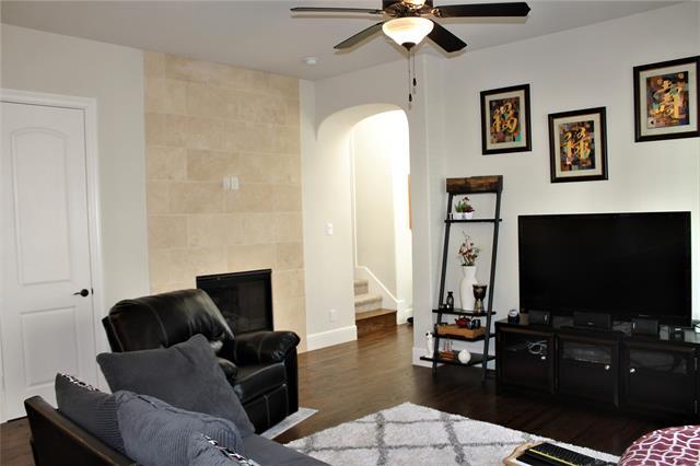 Building Photo - 328 Loma Alta Dr