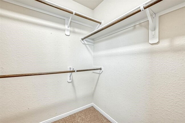 Building Photo - 2561 Magnolia Fair Way