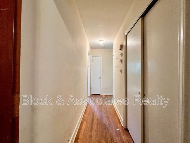 Building Photo - 139 Endsley Ave