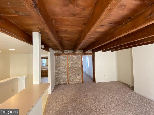 Building Photo - 4295 Point Pleasant Pike