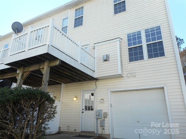 Building Photo - 8145 Millwright Ln