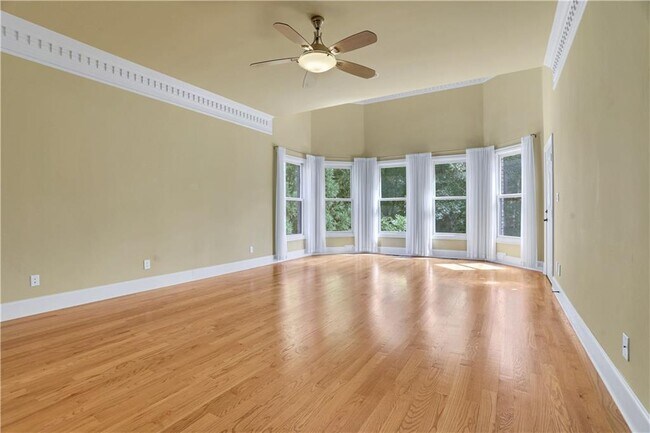 Building Photo - 6295 Windward Pkwy