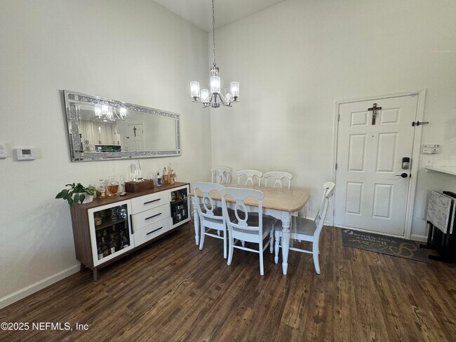 Building Photo - 9556 Armelle Way
