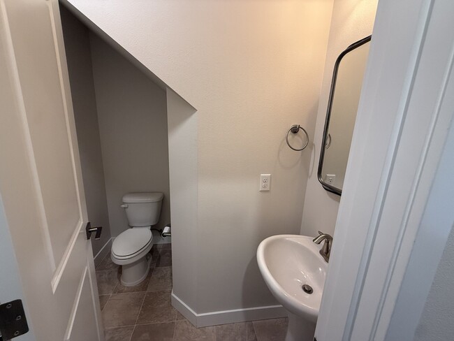 Building Photo - 5526 Big Bear Wy