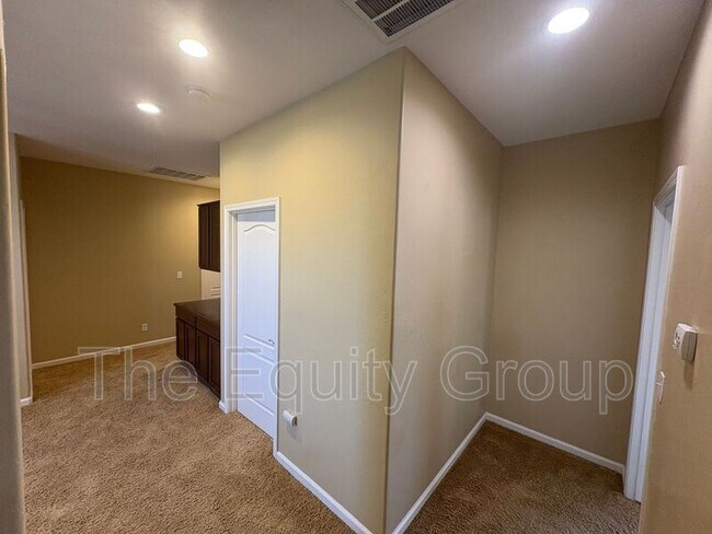 Building Photo - 5115 W Pianosa Ave