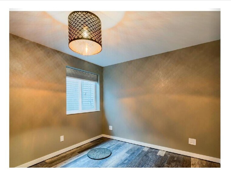 Basement Bedroom - 2929 Ross Dr