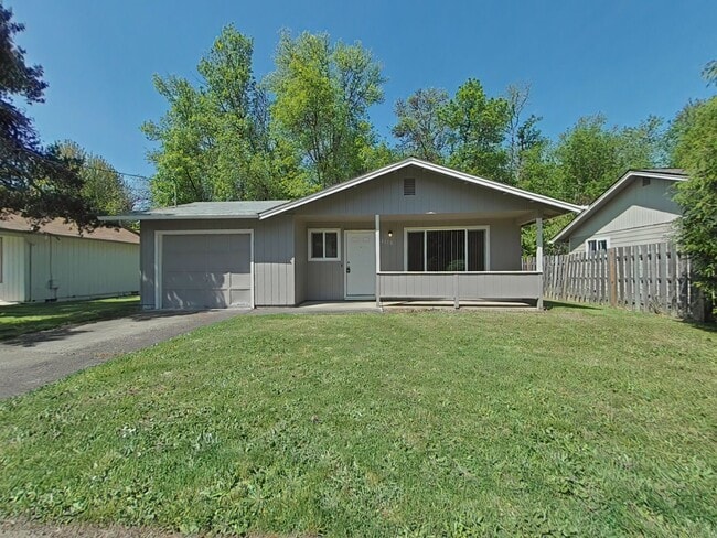Primary Photo - 3 Bedroom House ~ South Corvallis