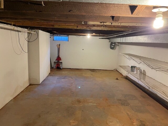Basement - 3405 Toone St