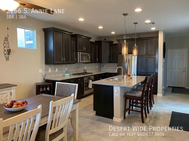 Building Photo - 2266 S Annie Ln