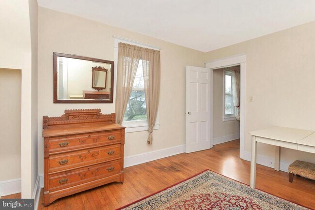 Building Photo - 3728 Brunswick Pike