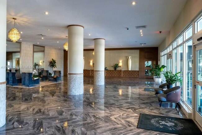 Building Photo - 5401 Collins Ave