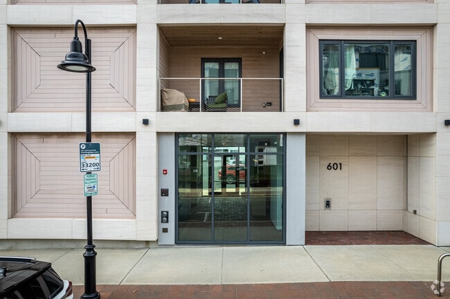 Entrance - Monroe Condominiums