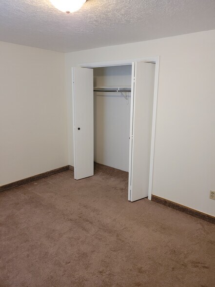 Bedroom 1 - 180 E 100 N