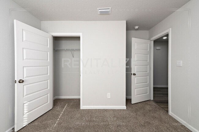 Building Photo - Only $1500 for First Month's Rent!!! Smart 4 Bd / 2 Ba Home in West Mobile Gated Community