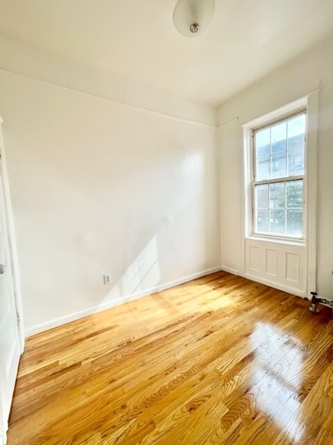 Building Photo - 2711 Avenue D