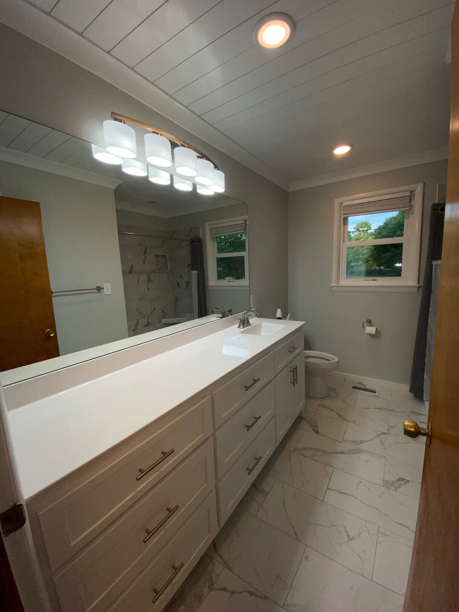 Building Photo - 117 Camellia Dr