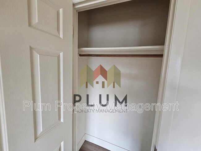 Building Photo - 5602 Bridger Ct