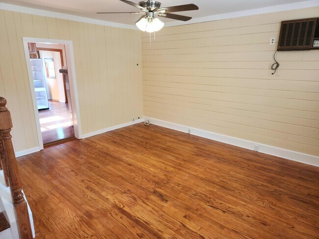 Living Room - 321 Elm St
