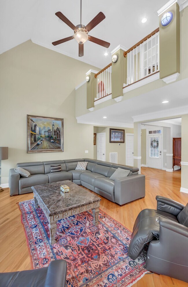 Building Photo - 1016 Red Pepper Ridge