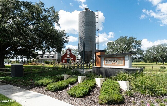 Building Photo - 2730 White Cedar Ln