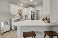 Building Photo - 935 Turtle Dove Trail