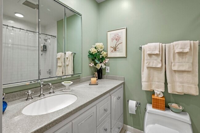 Building Photo - 9 Skinners Path