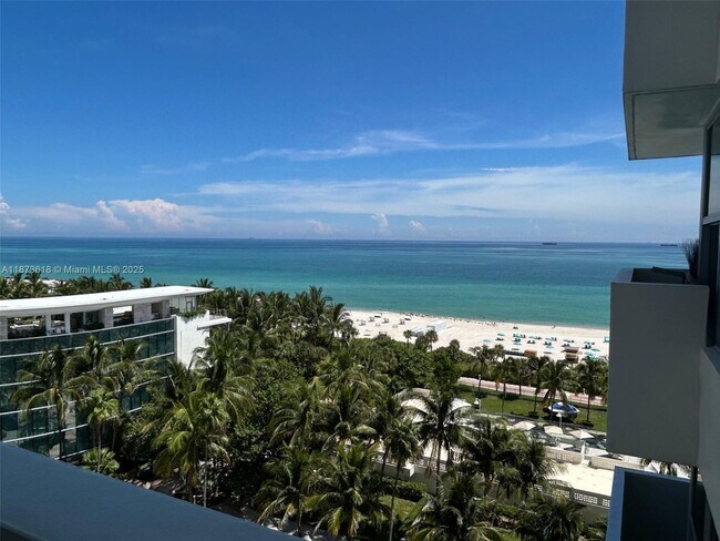 Building Photo - 2899 Collins Ave