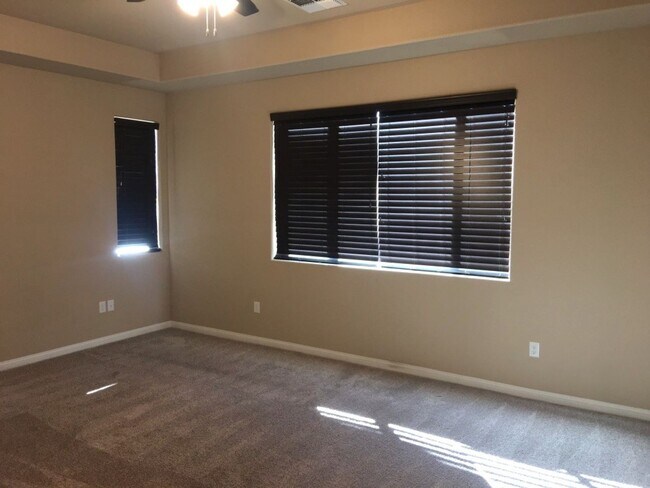Building Photo - Sparks 3 Bedroom, 3 Bath Single Story - Ne...