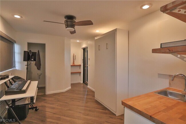 Building Photo - 3666 Princeton St