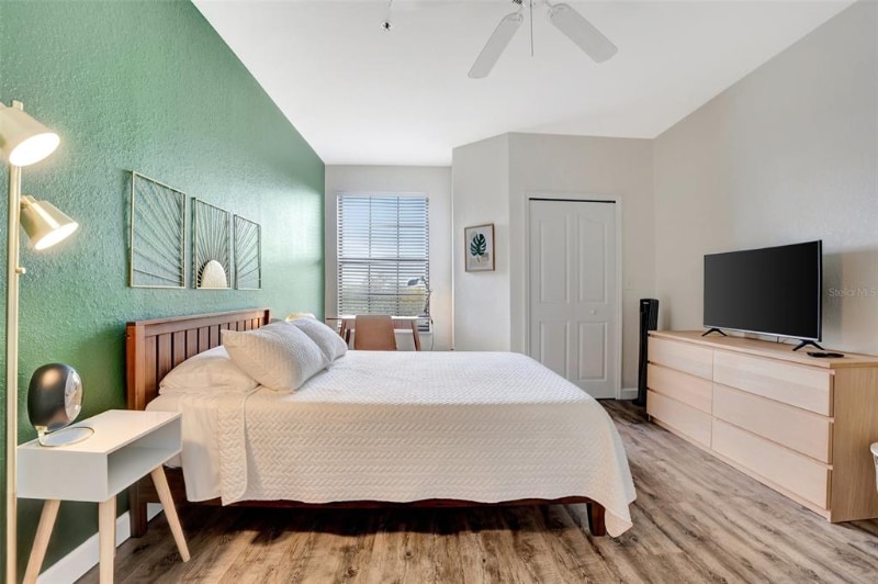 Building Photo - 8335 38th St Cir E