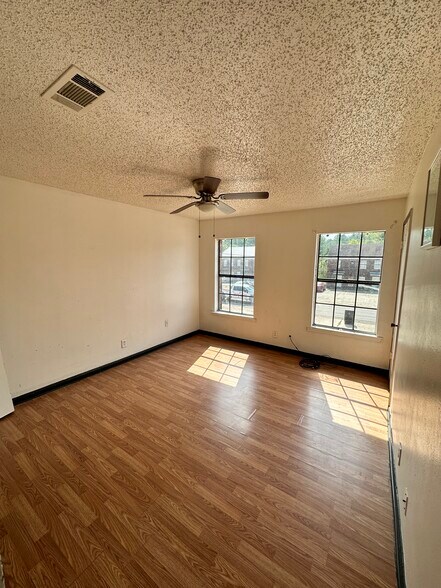 Building Photo - 46038 Rufus Bankston Rd