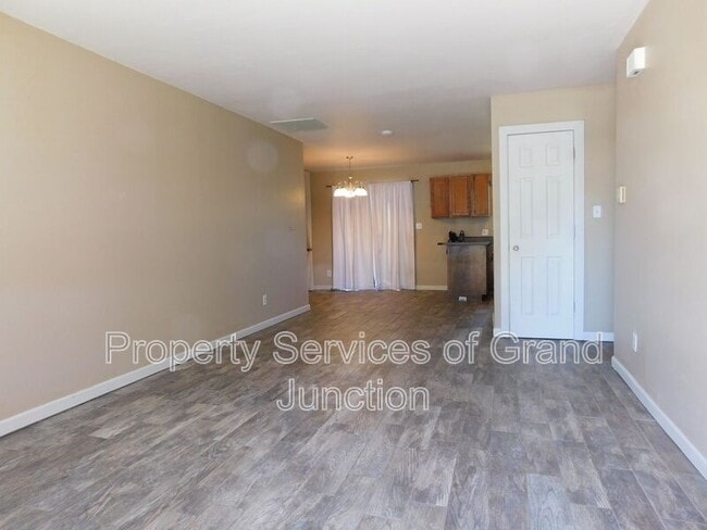 Building Photo - 3309 Delicious Dr