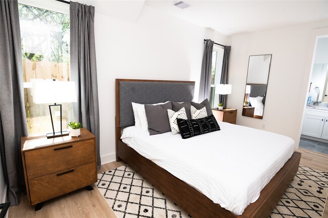 Building Photo - 3486 Luca St