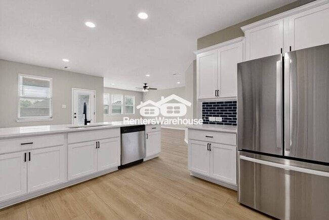 Building Photo - Little Elm Gem - Completely Renovated and ...