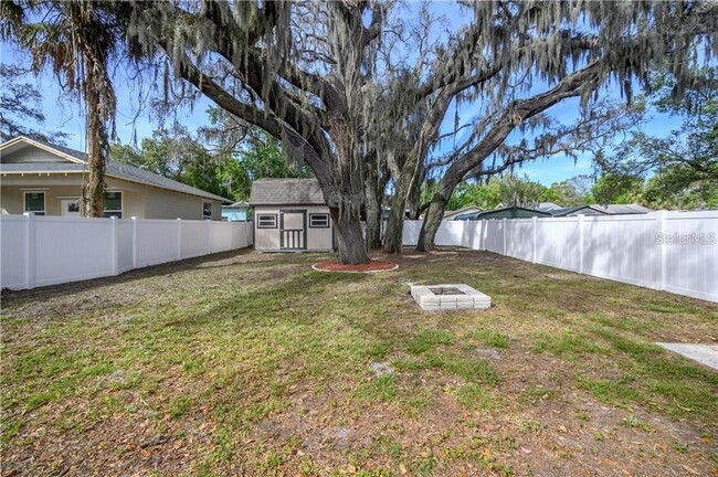 Building Photo - 1414 E Idlewild Ave
