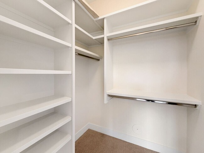 Building Photo - New Construction 4-Bedroom Home in Eagle’s Centerra Community Near Downtown, Trails & Shopping wi...