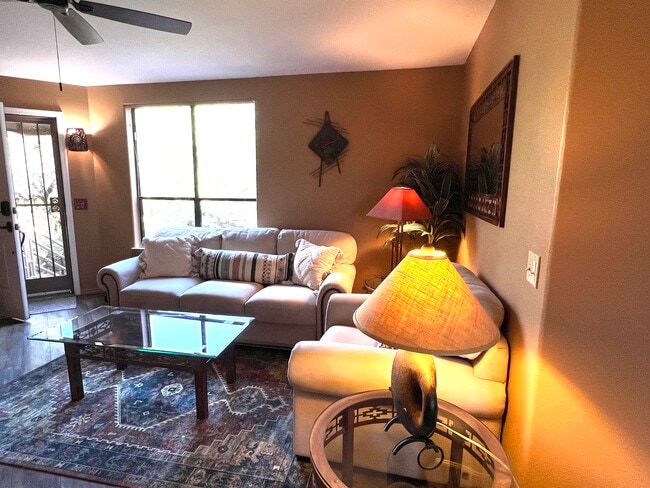 Building Photo - 6655 N Canyon Crest Dr