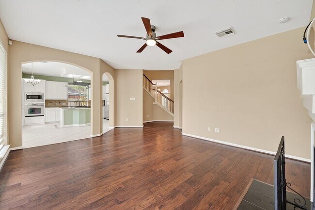 Building Photo - 2119 Palm Castle Dr