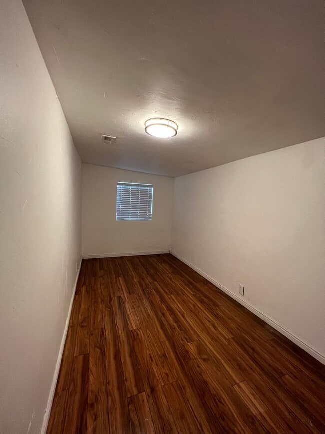 Building Photo - Dog Friendly Home in Heber!