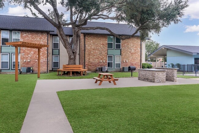 Building Photo - Residence at Deer Park Apartments
