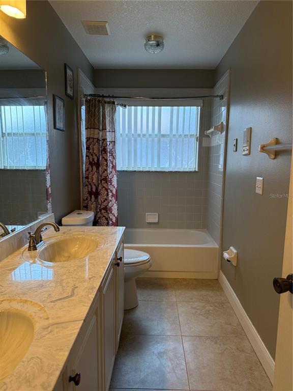 Building Photo - 1373 Foxforrest Cir