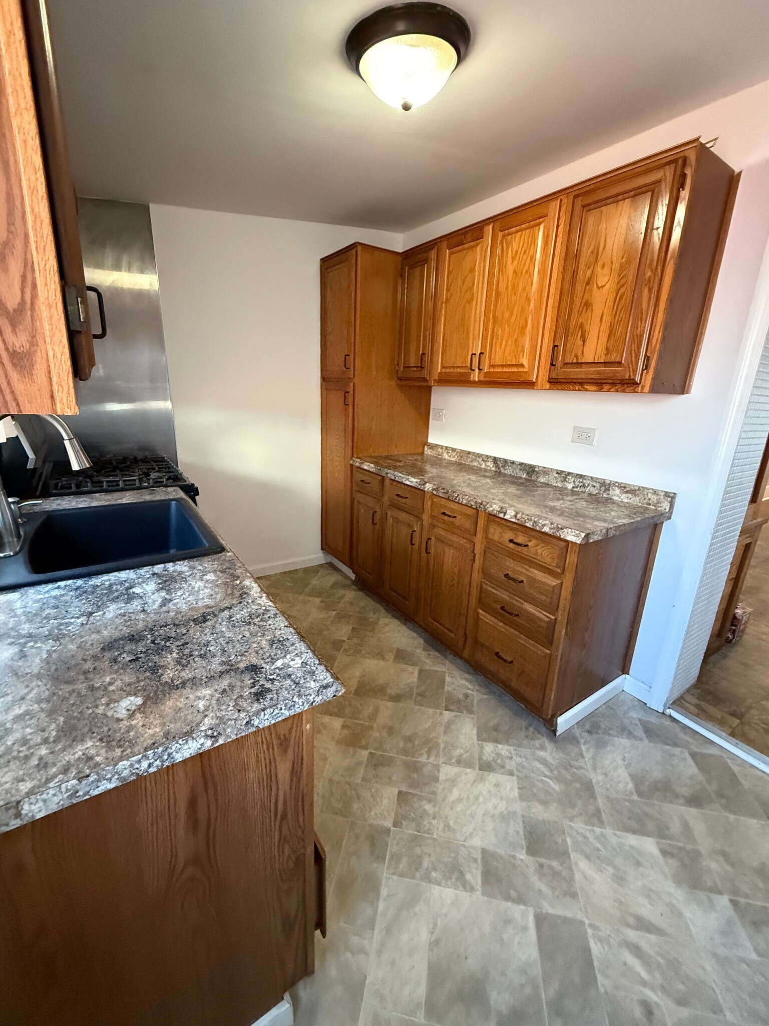 Building Photo - 3661 Jasper St