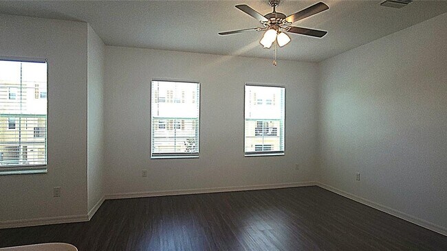 Building Photo - 5520 Angel Fish Ct